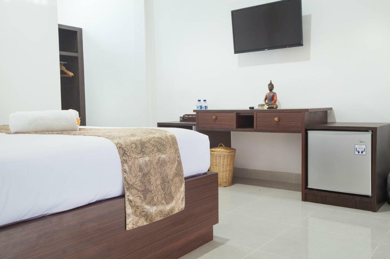 Yankee Fara 14 Hotel Seminyak  Luaran gambar